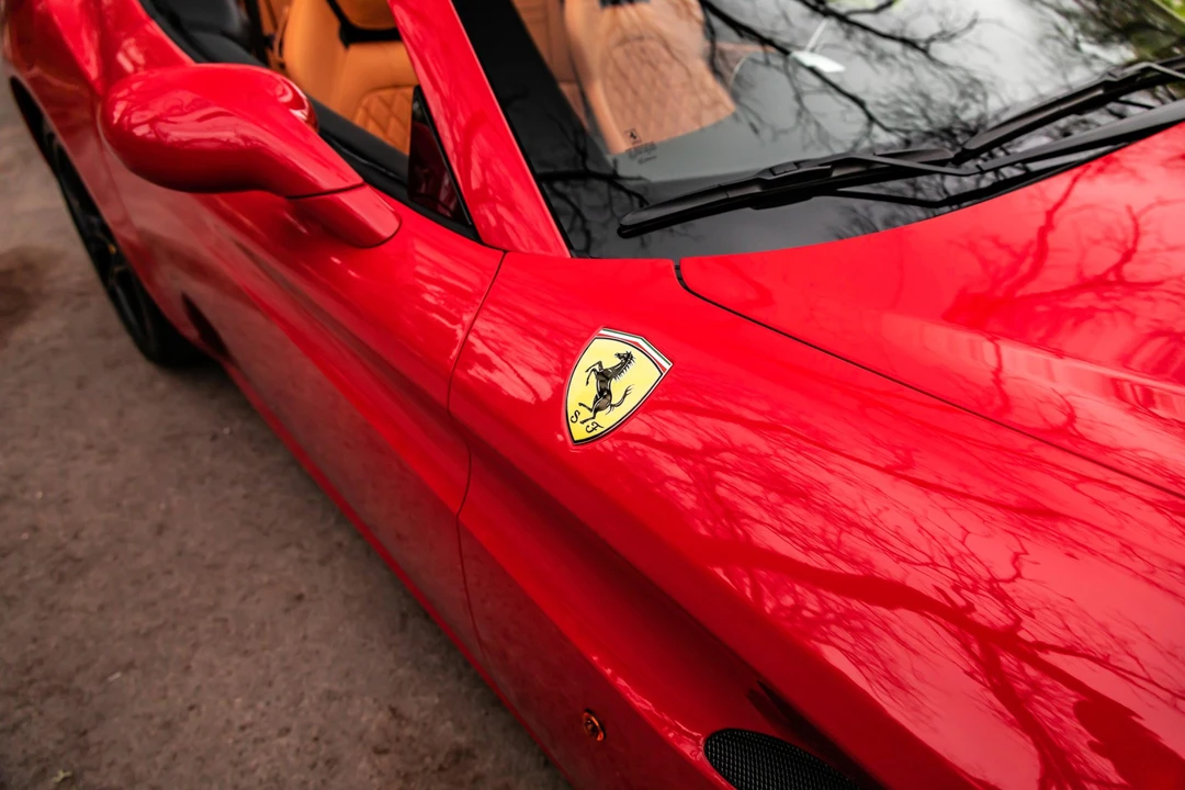 2017 Ferrari California T - Image 27 of 31