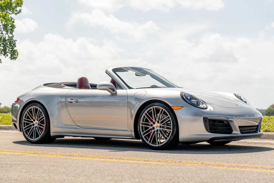2017 Porsche 991 Carrera 4S - Image 12 of 31
