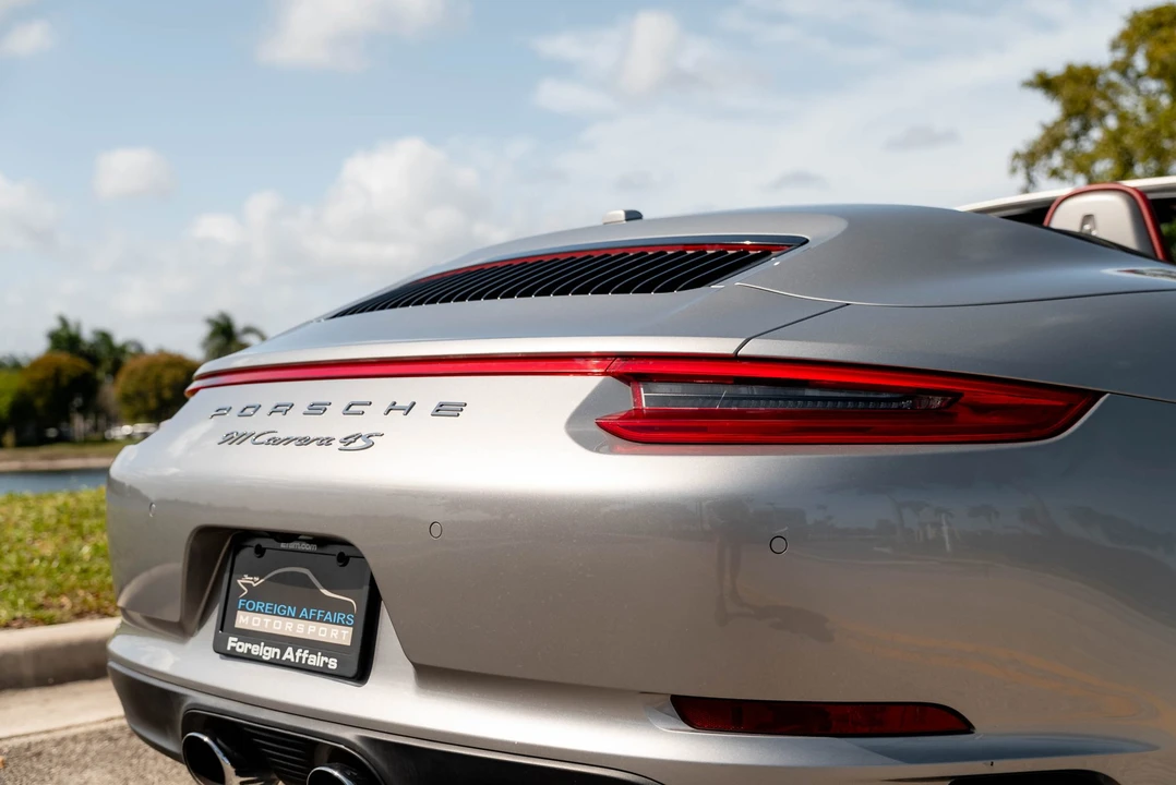 2017 Porsche 991 Carrera 4S - Image 29 of 31