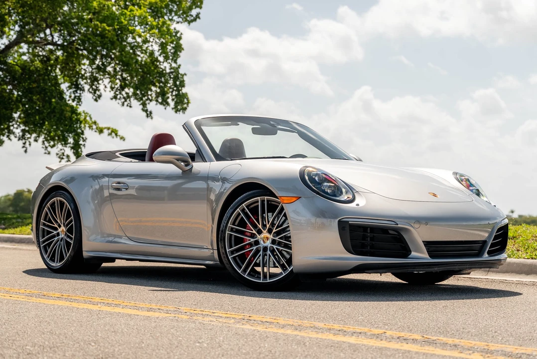 2017 Porsche 991 Carrera 4S - Image 13 of 31