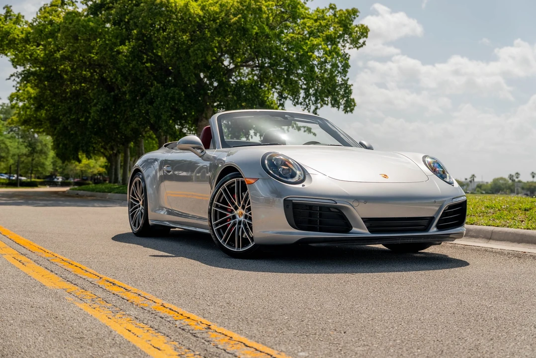 2017 Porsche 991 Carrera 4S - Image 16 of 31