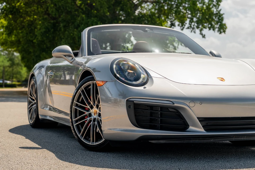 2017 Porsche 991 Carrera 4S - Image 20 of 31