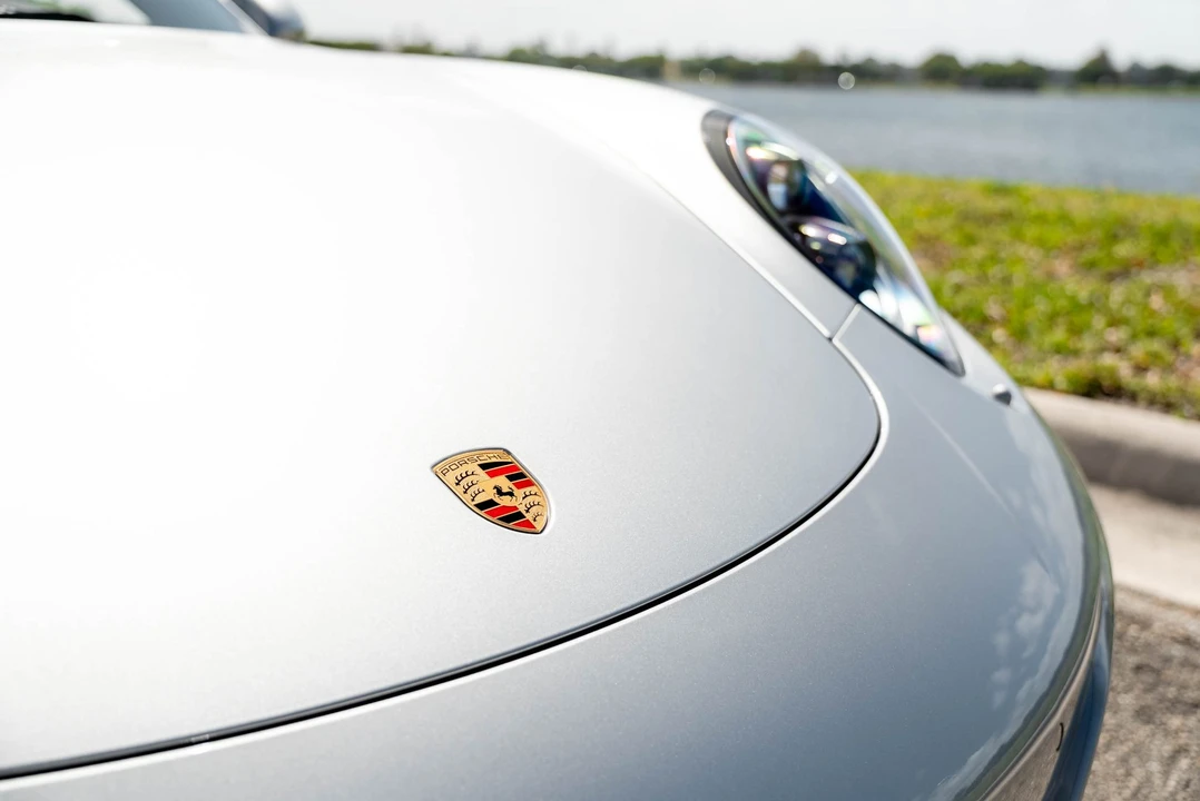 2017 Porsche 991 Carrera 4S - Image 25 of 31