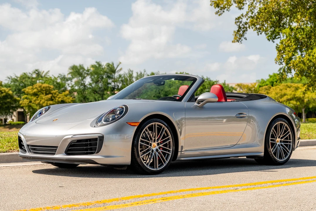 2017 Porsche 991 Carrera 4S - Image 2 of 31