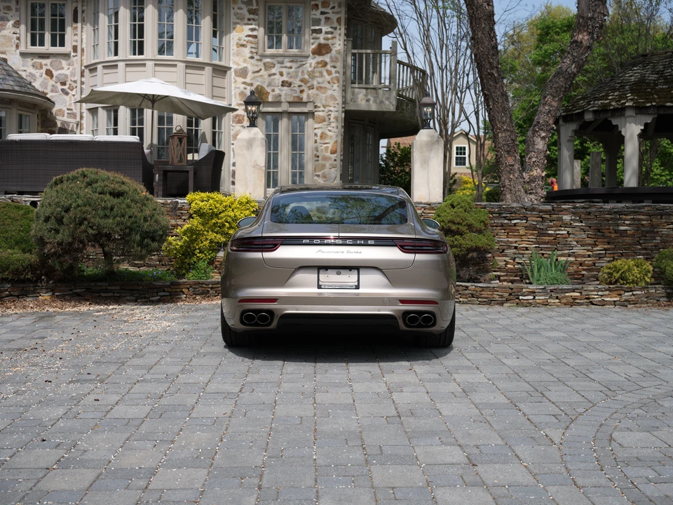 2017 Porsche 971 Panamera Turbo - Image 24 of 31