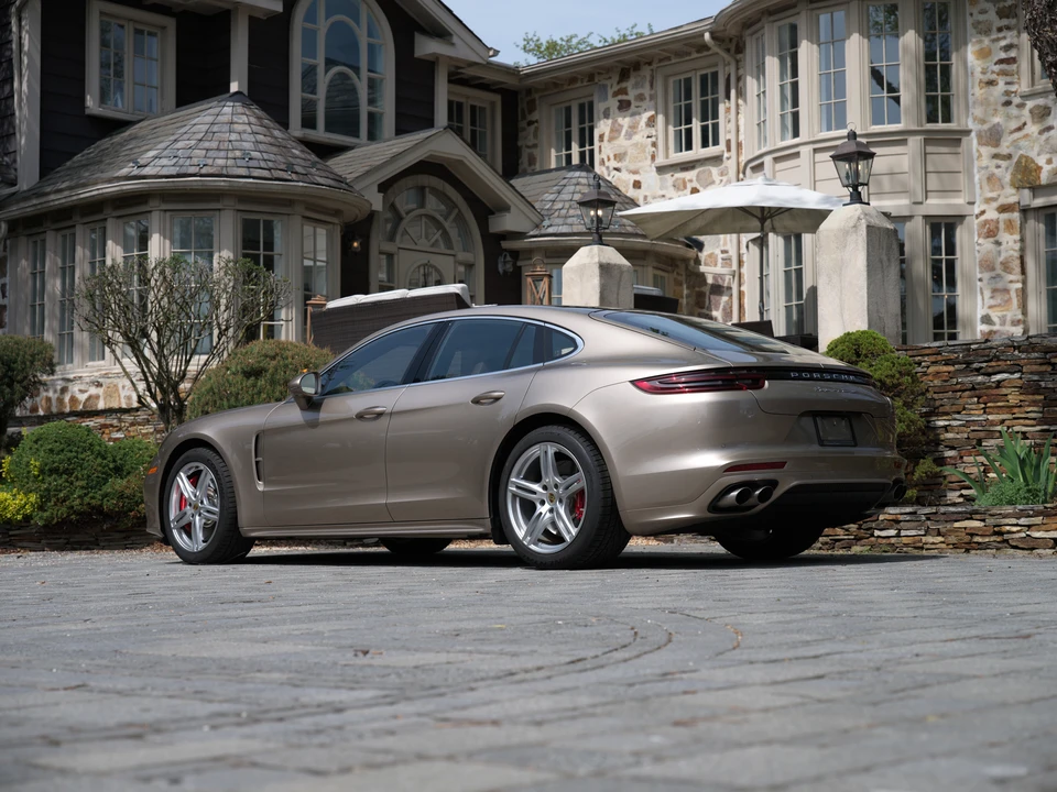 2017 Porsche 971 Panamera Turbo - Image 16 of 31