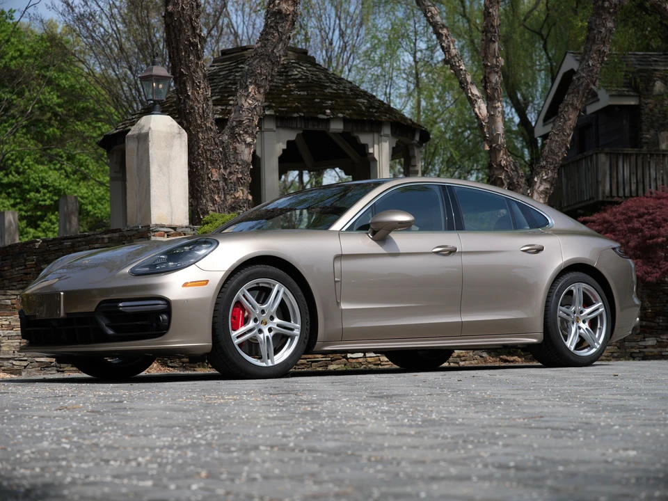 2017 Porsche 971 Panamera Turbo - Image 9 of 31