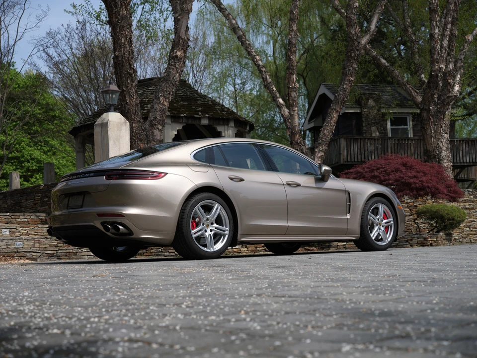 2017 Porsche 971 Panamera Turbo - Image 26 of 31