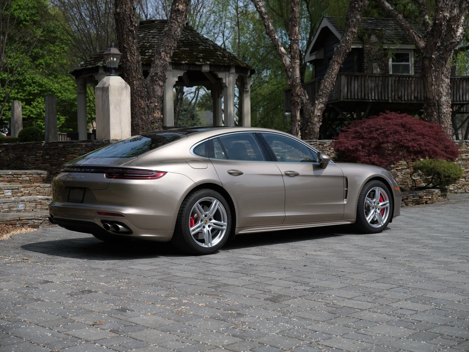 2017 Porsche 971 Panamera Turbo - Image 29 of 31