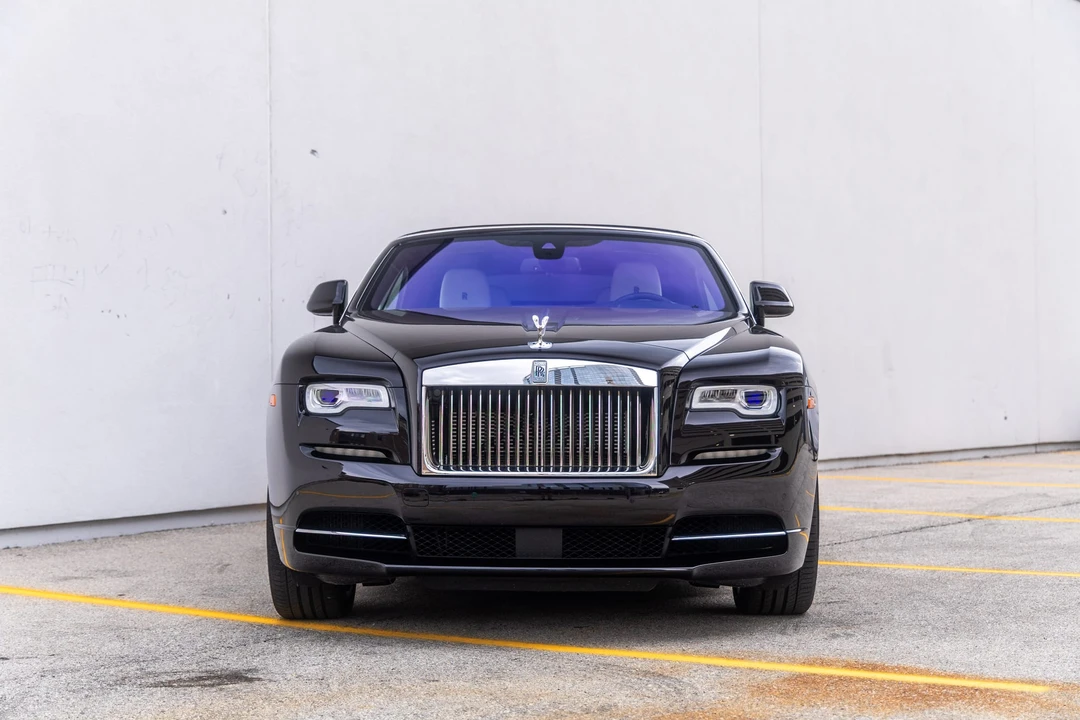 2017 Rolls-Royce Dawn - Image 17 of 31