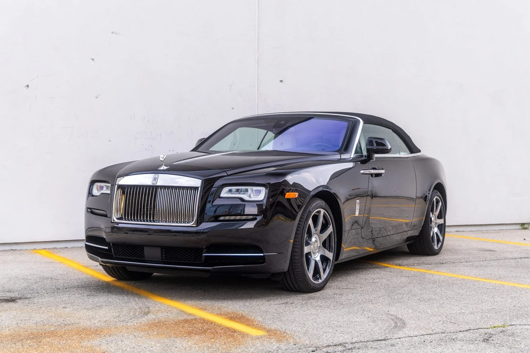 2017 Rolls-Royce Dawn - Image 15 of 31