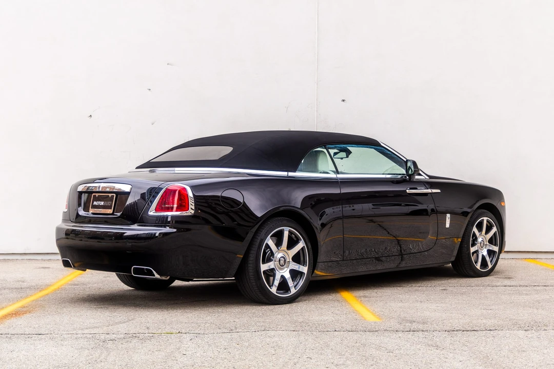 2017 Rolls-Royce Dawn - Image 28 of 31