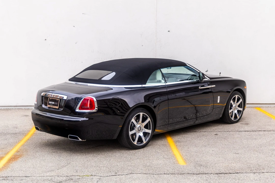 2017 Rolls-Royce Dawn - Image 29 of 31