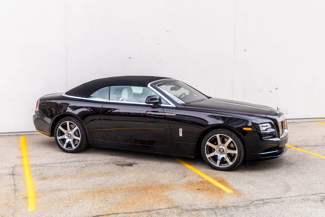 2017 Rolls-Royce Dawn - Image 22 of 31