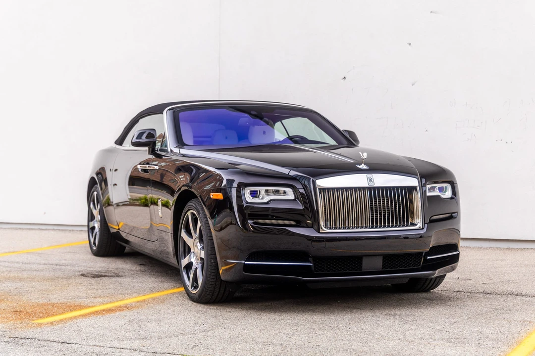 2017 Rolls-Royce Dawn - Image 19 of 31