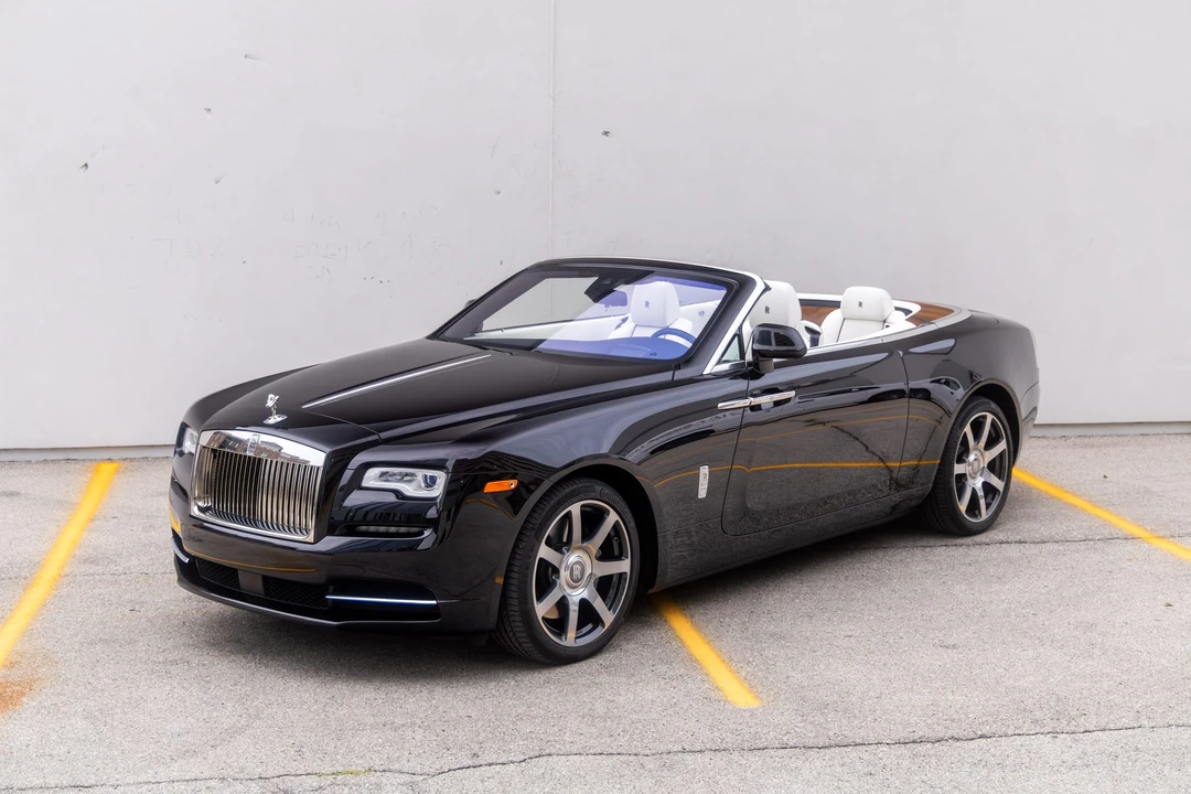 2017 Rolls-Royce Dawn - Image 3 of 31