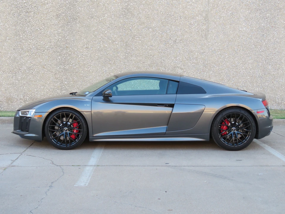 2018 Audi 4S R8 - Image 2 of 31