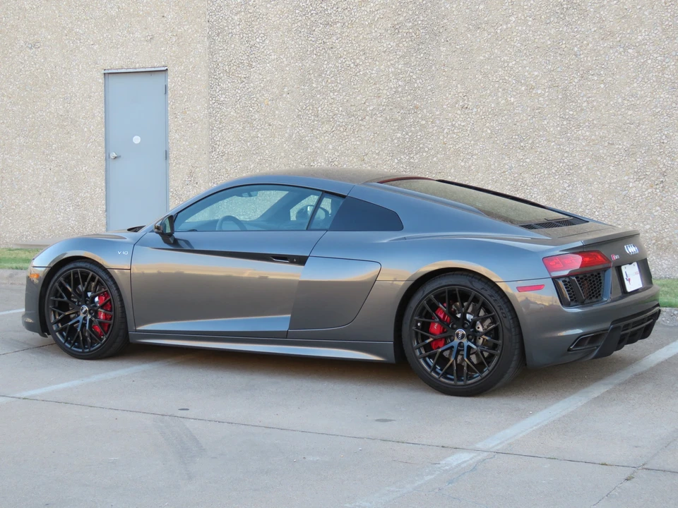 2018 Audi 4S R8 - Image 3 of 31