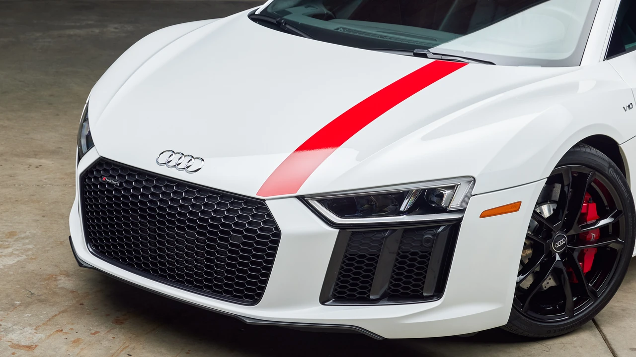 2018 Audi 4S R8 - Image 26 of 31