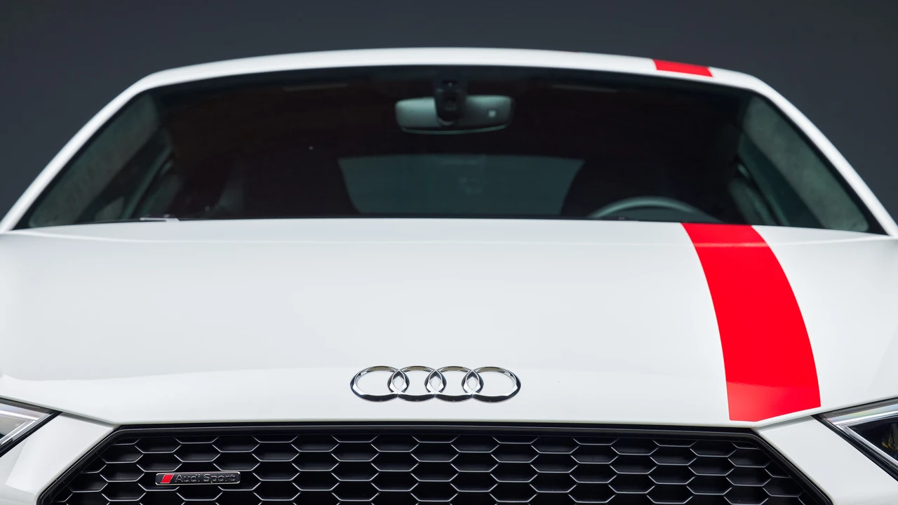 2018 Audi 4S R8 - Image 24 of 31