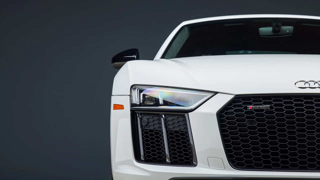 2018 Audi 4S R8 - Image 18 of 31
