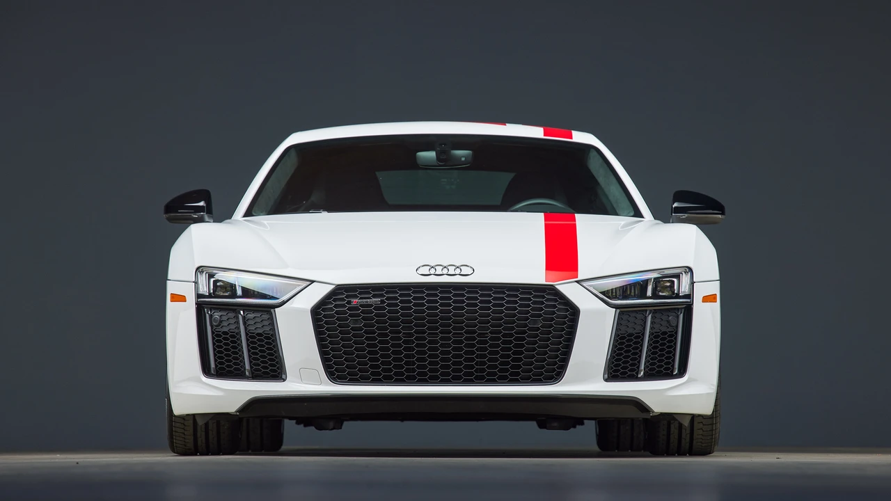 2018 Audi 4S R8 - Image 17 of 31