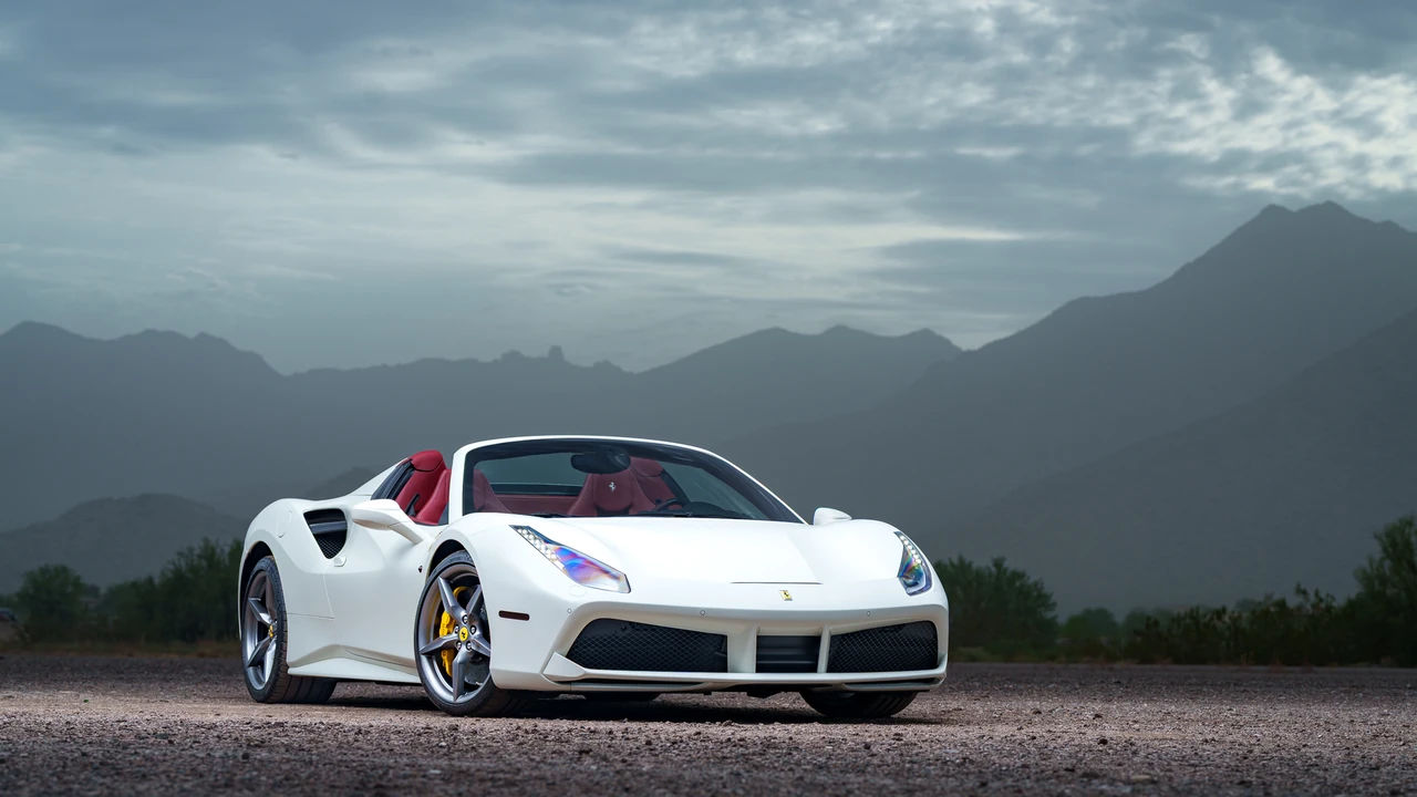 2018 Ferrari 488 Spider - Image 8 of 31