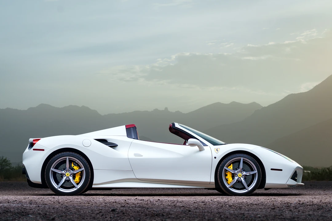 2018 Ferrari 488 Spider - Image 18 of 31