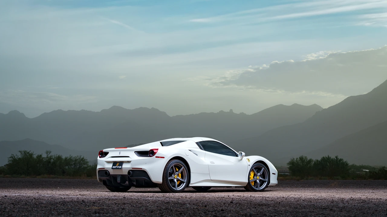 2018 Ferrari 488 Spider - Image 20 of 31