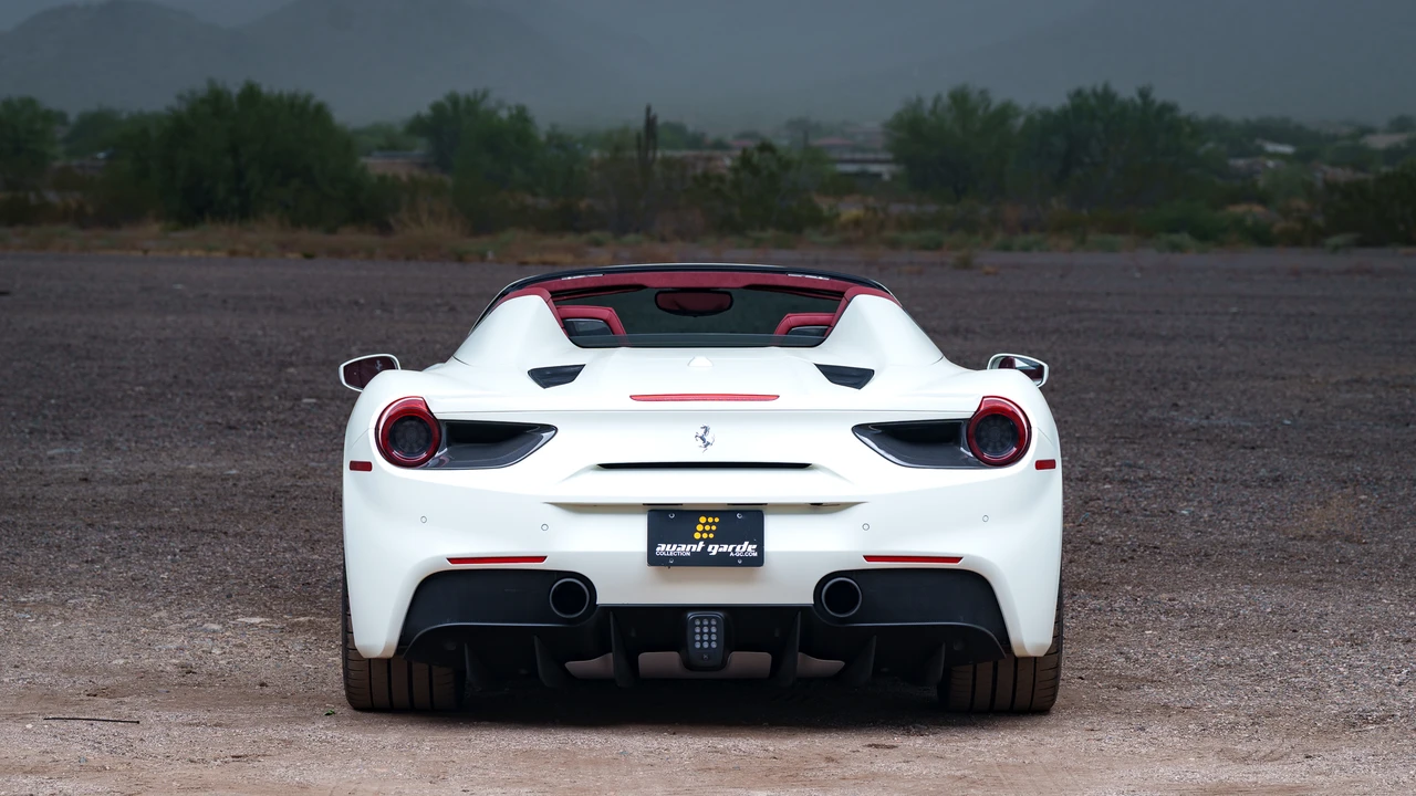 2018 Ferrari 488 Spider - Image 25 of 31