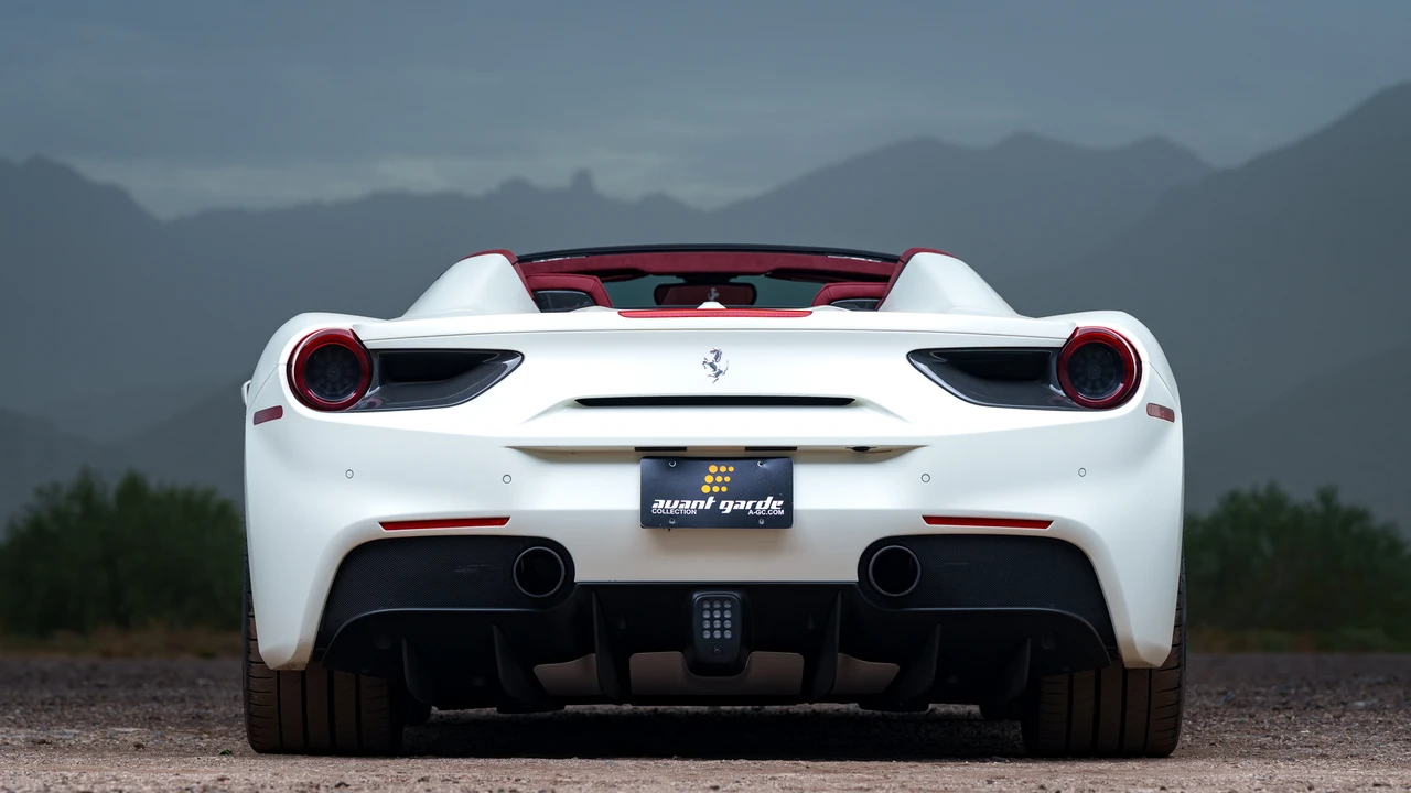 2018 Ferrari 488 Spider - Image 26 of 31