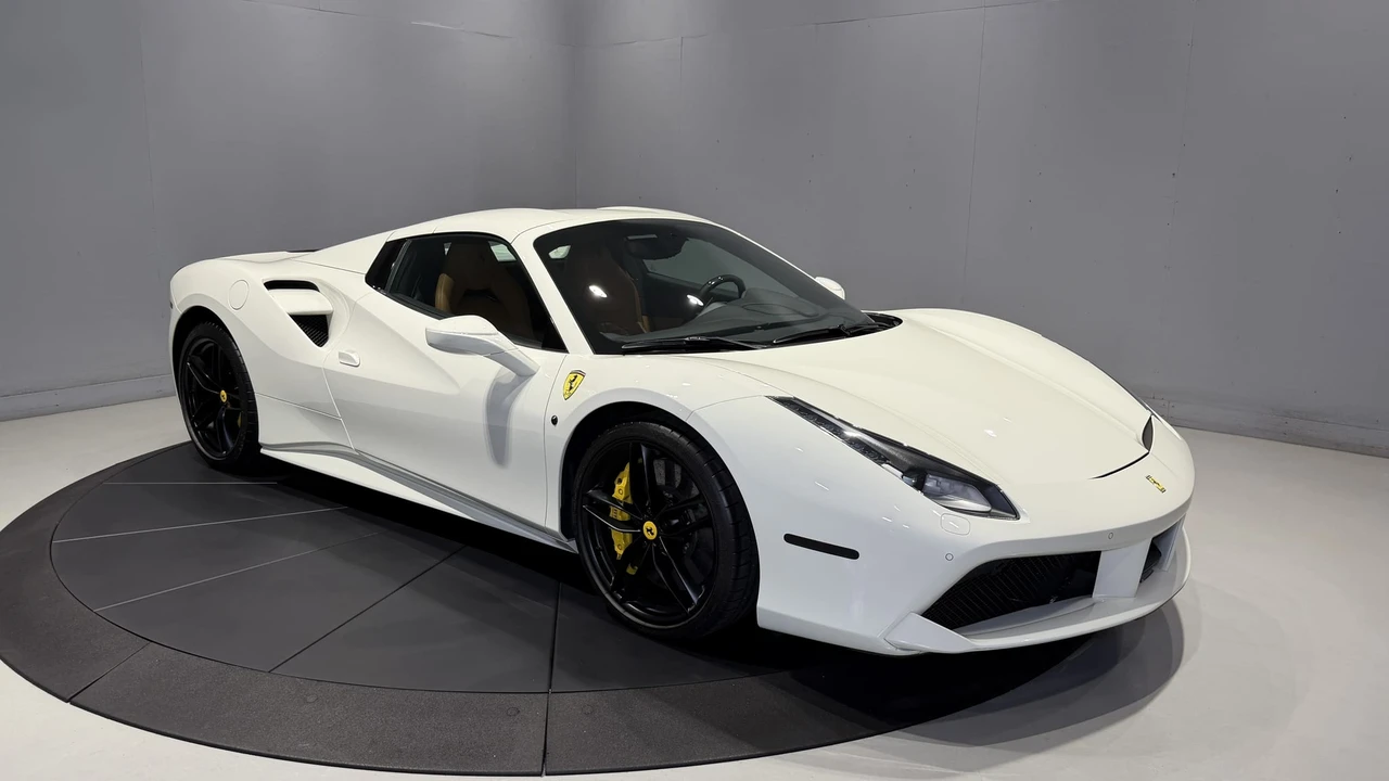 2018 Ferrari 488 Spider - Image 10 of 31