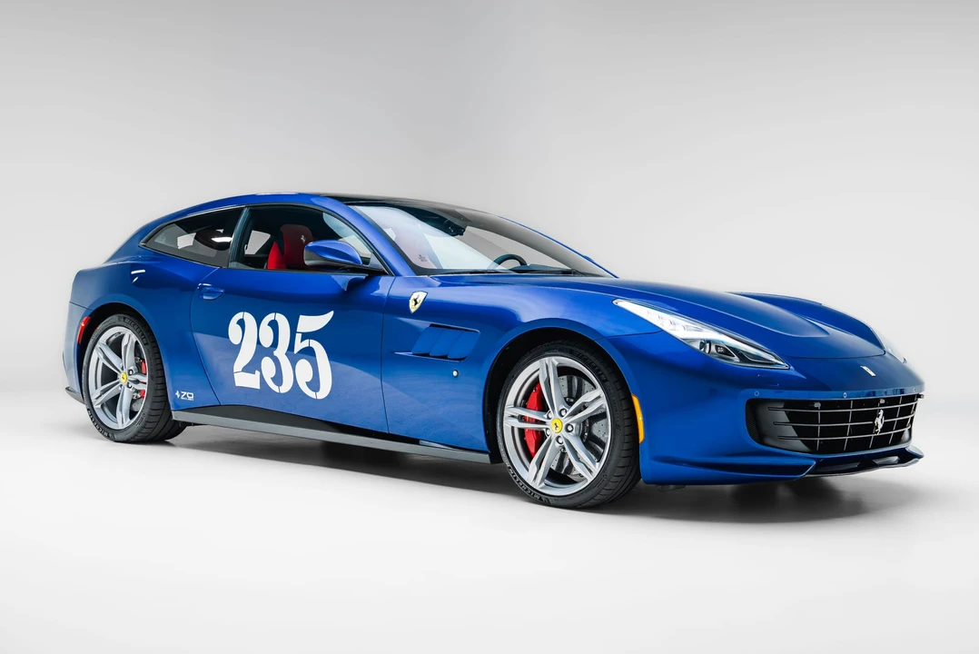 2018 Ferrari GTC4Lusso - Image 28 of 31