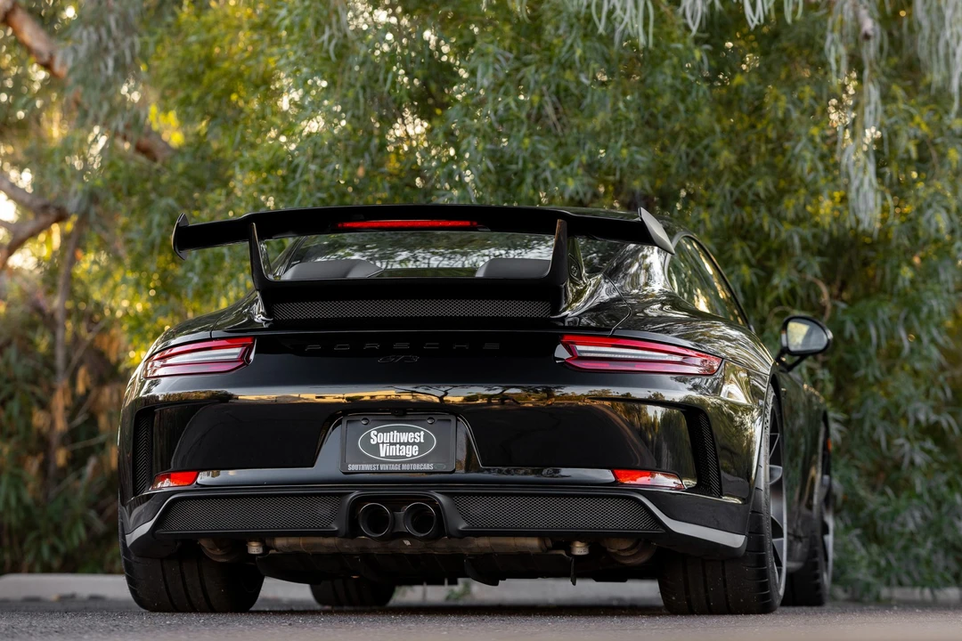 2018 Porsche 991 GT3 - Image 12 of 31