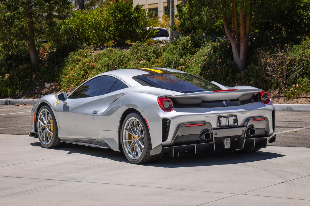 2019 Ferrari 488 Pista - Image 11 of 31