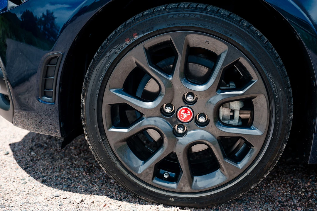 2019 Fiat 124 Spider - Image 26 of 31