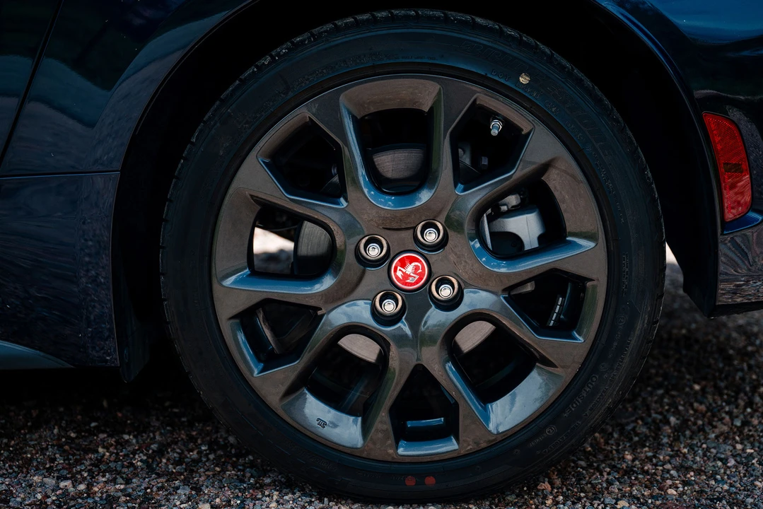 2019 Fiat 124 Spider - Image 29 of 31