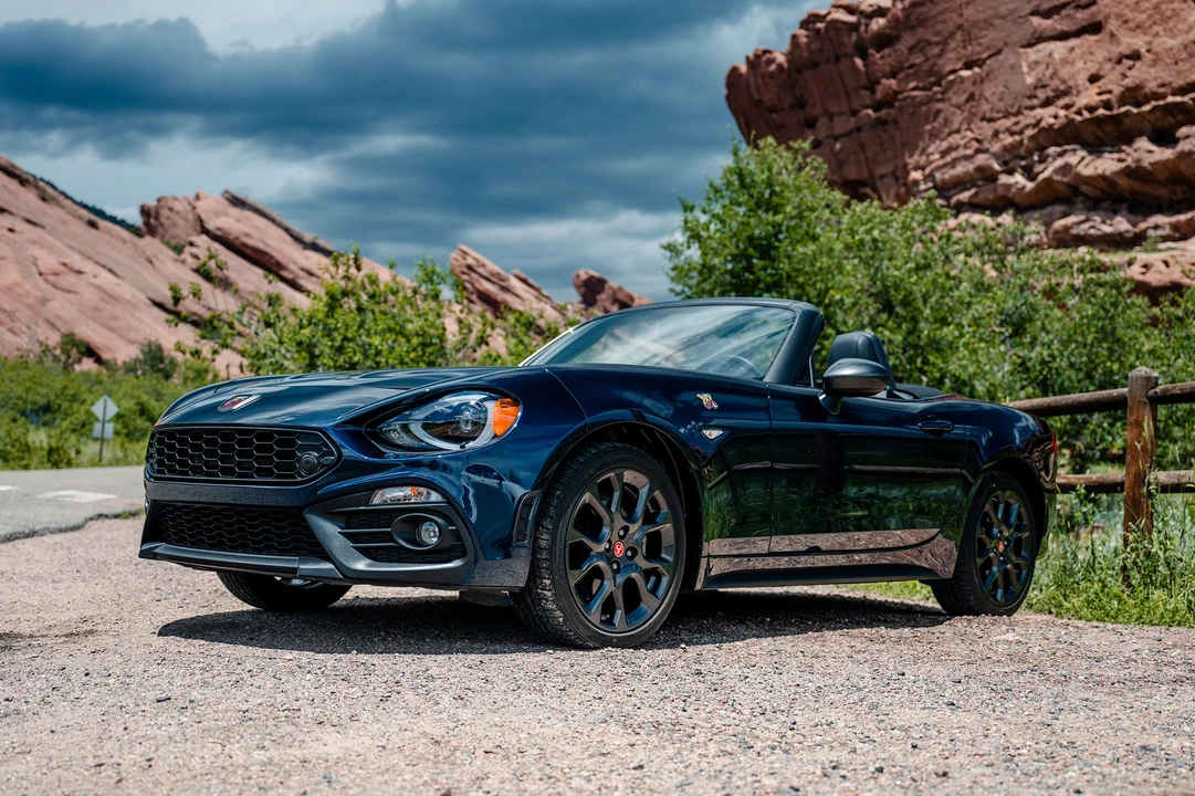 2019 Fiat 124 Spider - Image 10 of 31