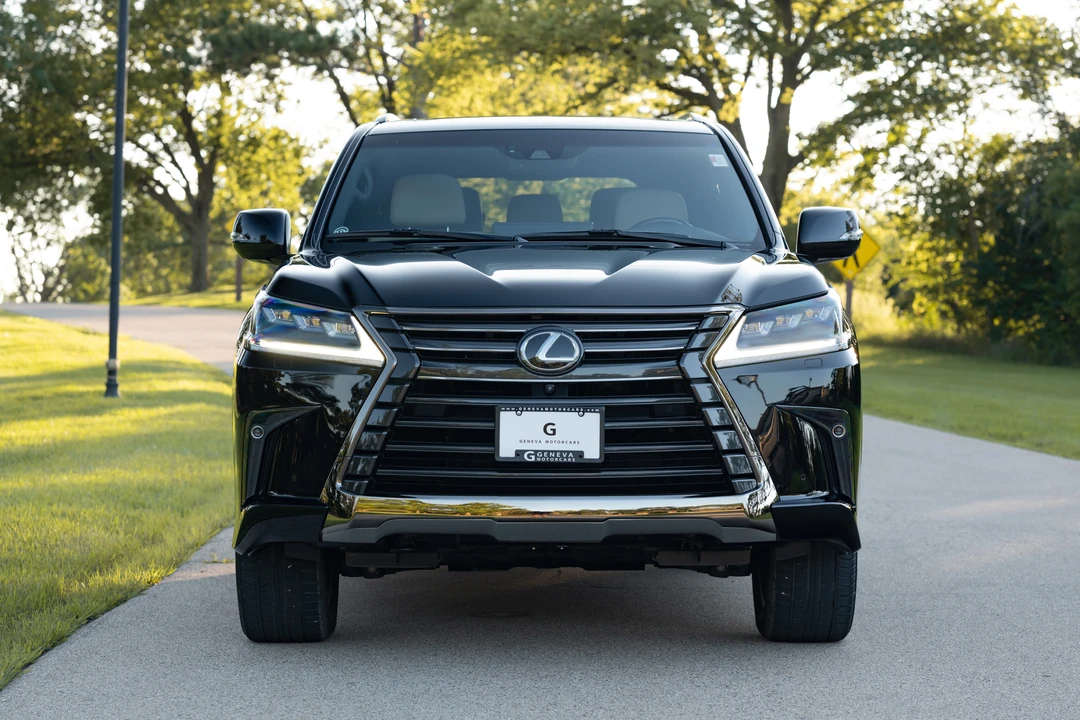 2019 Lexus LX 3rd Gen - Image 15 of 31