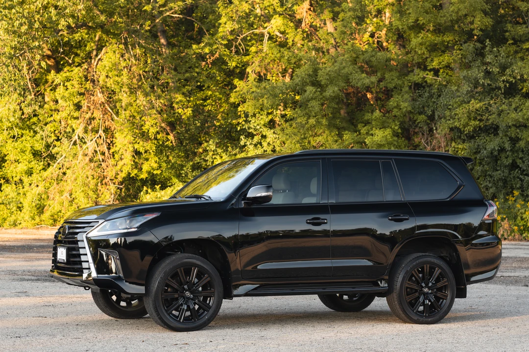 2019 Lexus LX 3rd Gen - Image 24 of 31