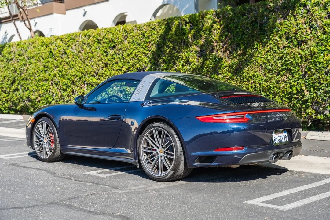 2019 Porsche 991 Targa 4 & 4S - Image 5 of 6