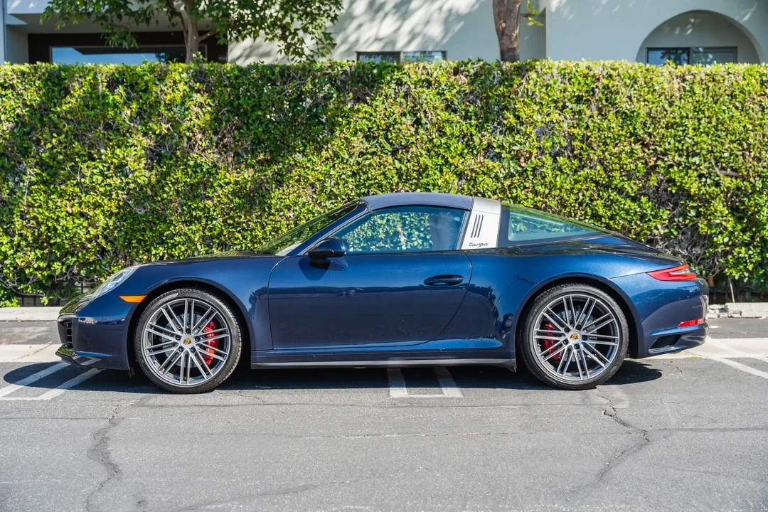2019 Porsche 991 Targa 4 & 4S - Image 4 of 6