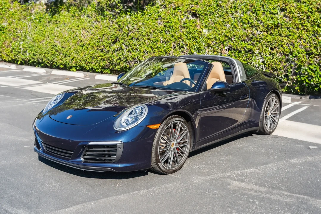 2019 Porsche 991 Targa 4 & 4S - Image 2 of 6