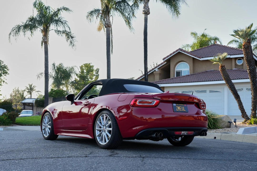 2020 Fiat 124 Spider - Image 12 of 31