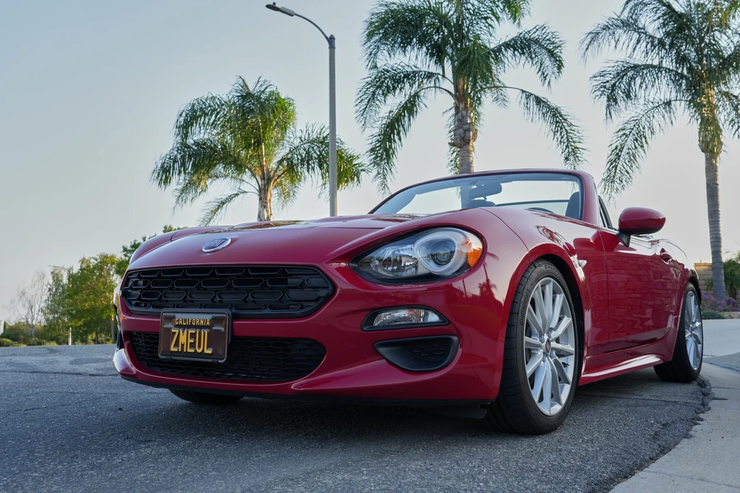2020 Fiat 124 Spider - Image 5 of 31