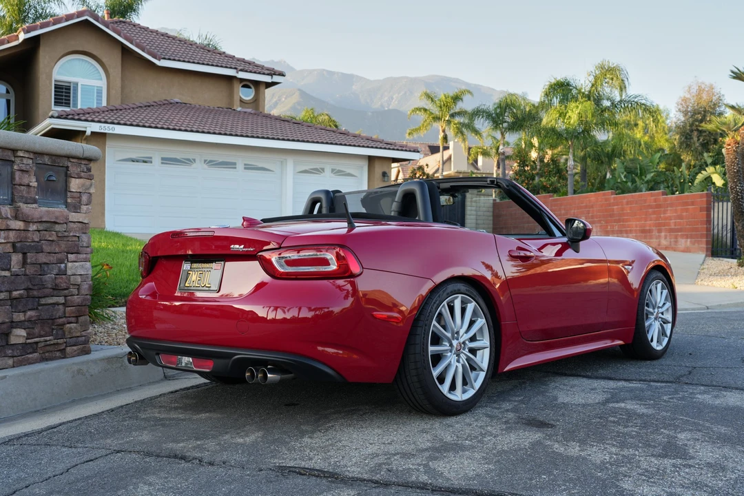 2020 Fiat 124 Spider - Image 18 of 31