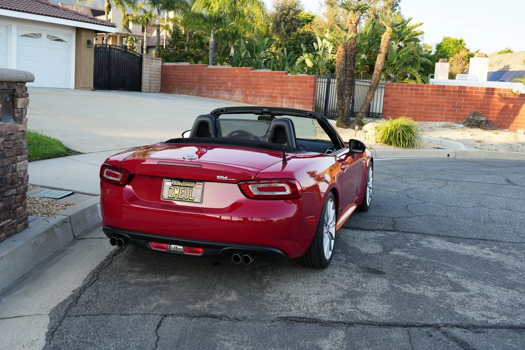 2020 Fiat 124 Spider - Image 15 of 31