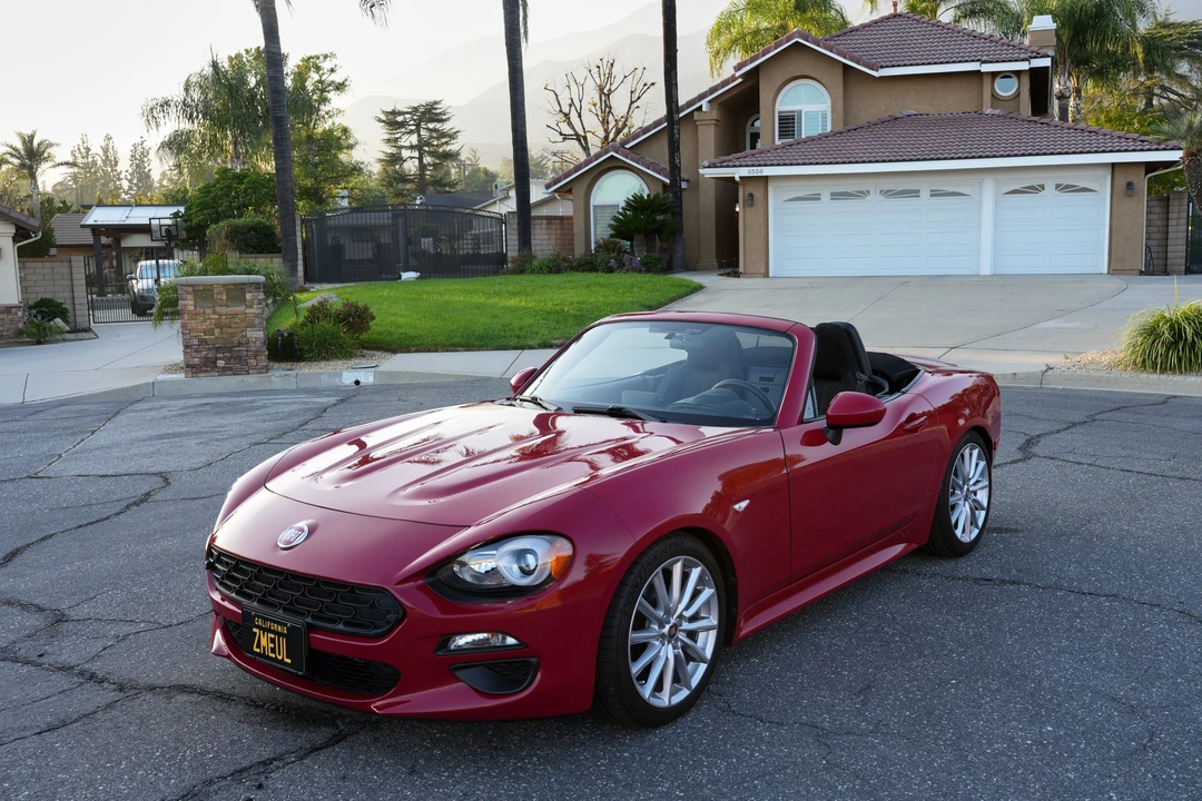 2020 Fiat 124 Spider - Image 8 of 31