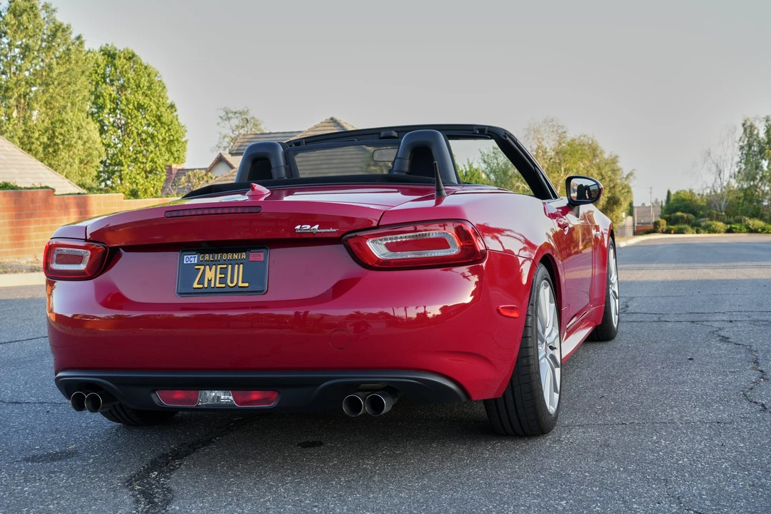 2020 Fiat 124 Spider - Image 14 of 31