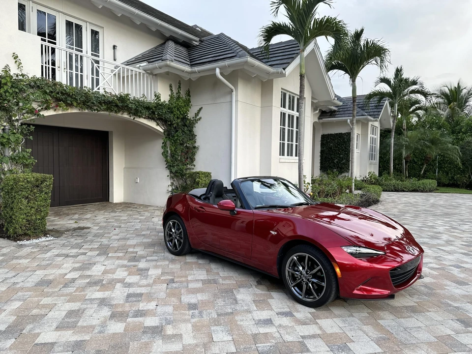 2020 Mazda ND MX-5 Miata - Image 8 of 31